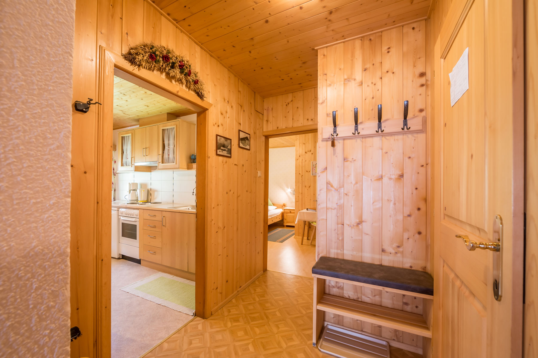 Eingangsbereich Hörneggile-Blick